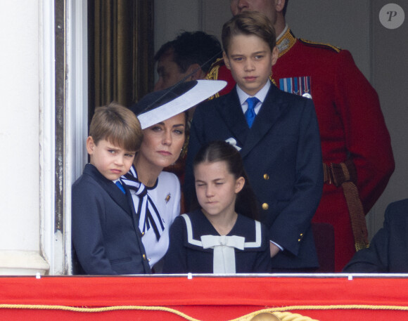 Kate Middleton, princesse de Galles, le prince George, le prince Louis et la princesse Charlotte - Les membres de la famille royale britannique lors de la parade militaire "Trooping the Colour" à Londres le 15 juin 2024 © Bestimage