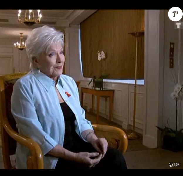 Regardez Line Renaud Briser Le Tabou Sur La Mort De Thierry Le Luron Purepeople