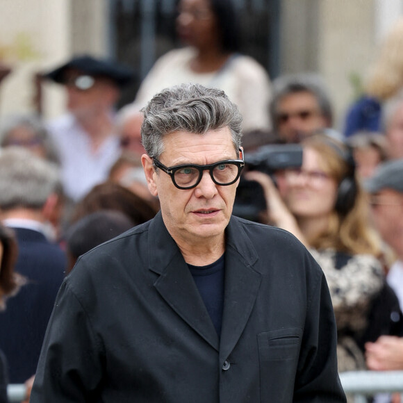 Marc Lavoine - Arrivées aux obsèques de l'auteure-compositrice-interprète et actrice française Françoise Hardy au cimetière du Père-Lachaise à Paris, France, le 20 juin 2024. © Jacovides-Moreau/Bestimage 