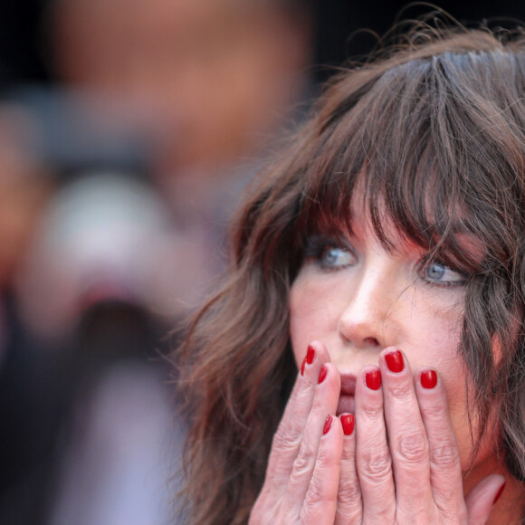 L'actrice Isabelle Adjani assiste à la projection de Everybody Knows (Todos Lo Saben) en ouverture du 71e Festival de Cannes annuel au Palais des Festivals le 8 mai 2018 à Cannes, en France. Photo par Shootpix/ABACAPRESS.COM