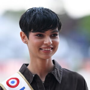 Eve Gilles, Miss France 2024 - Miss France 2024 fait une apparition lors de la 10ème édition du "Longines Paris Eiffel Jumping" à la Plaine de Jeux de Bagatelle à Paris le 21 juin 2024. © Veeren / Perusseau / Bestimage 