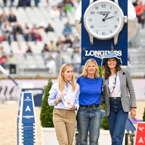 Vanille Clerc, Laura Pelouard et Virginie Coupérie-Eiffel à la remise de du prix Figaro Madame lors de la 10ème édition du "Longines Paris Eiffel Jumping" à la Plaine de Jeux de Bagatelle à Paris, France, le 21 juin 2024. © Perusseau-Veeren/Bestimage  Figaro Madame prize 10th edition of the "Longines Paris Eiffel Jumping" at the Plaine de Jeux de Bagatelle in Paris, France, on June 21, 2024. 