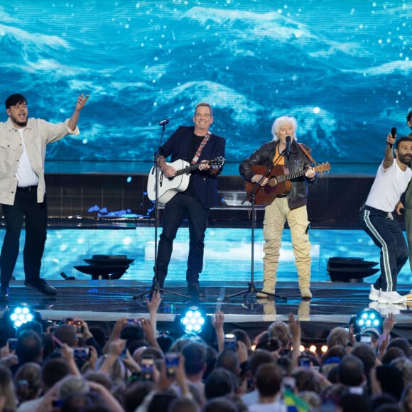 Exclusif -  Enregistrement de l'émission "La fête de la Musique" à Reims le 21 juin, et diffusée le 22 juin à 21h10 sur France 2 et sur France.tv. Une soirée inédite, mise en scène et chorégraphié par K.Ouali, avec plus de 40 artistes en live. Ils seront accompagnés par les danseurs de la troupe du Paradis Latin. Une soirée de fête rythmée par des medleys, des duos exceptionnels, les tubes du moment et les talents d'aujourd'hui et de demain. © Jack Tribeca / Jeremy Melloul / Bestimage