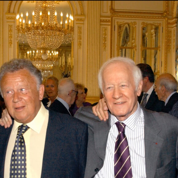 French TV journalists (from left to right) Michel Drucker, Philippe Bouvard, Jacques Chancel and William Leymergie attend the ceremony of the Prix Dorgeles attributed this year to Michel Drucker and Jacques Chancel at the Art Ministry in Paris-France on May 25, 2004. Photo by Francois-Xavier Lamperti/ABACA. 