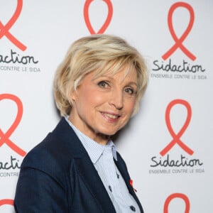 Philippe Bouvard pourrait être devancé dans quelques années par Evelyne Dhéliat, qui fêtera bientôt ses 50 ans à TF1.
Evelyne Dhéliat participe au lancement du Sidaction 2022 à la Salle Wagram le 7 mars 2022 à Paris. Nasser Berzane/ABACAPRESS.COM