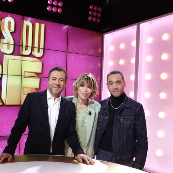 Exclusif - Isabelle Morizet (Karen Cheryl), Bernard Montiel et Jean-Baptiste Guegan - Enregistrement de l'émission "Les Grands du Rire", présentée par B.Montiel et K.Cheryl (I.Morizet), et diffusée le 29 juin sur C8. Le 18 décembre 2023 © Cédric Perrin / Bestimage