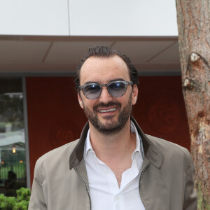 Cyril Lignac au village lors des internationaux de tennis de Roland Garros à Paris, le 10 juin 2018. © Moreau-Jacovides/Bestimage 