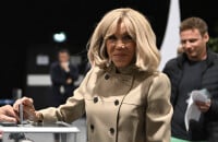 PHOTOS Brigitte Macron plus stylée que jamais au bras d'Emmanuel Macron, le couple garde le sourire avant le verdict