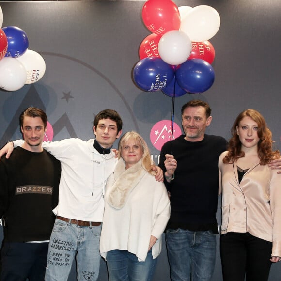 Pierre Lottin, Théo Fernandez, Isabelle Nanty, Jean-Paul Rouve, Sarah Stern lors de la présentation du film "Les Tuche 3 : Liberté, Égalité, FraterniTuche" de O.Baroux dans le cadre du 21ème Festival International du Film de Comédie de l'Alpe d'Huez le 19 janvier 2018. © Dominique Jacovides / Bestimage