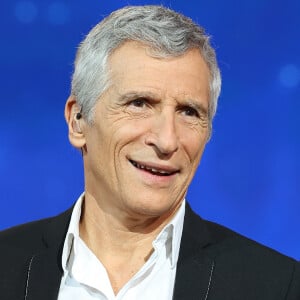 Bonne nouvelle pour les fidèles de "N'oubliez pas les paroles" !
Nagui - Les personnalités se mobilisent lors de la 37ème édition du Téléthon sur le plateau de France 2, avec pour parrain Vianney. Cette année, 80,6 millions de dons ont été promis. © Coadic Guirec / Bestimage