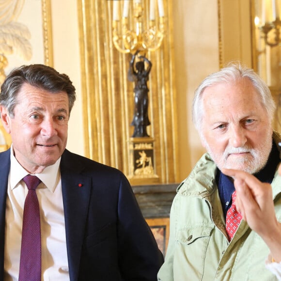 Chantal Goya leve par Rachida Dati, ministre de la Culture, au grade de commandeur de l'ordre des Arts et Lettres. Sur la photo : Christian Estrosi, Chantal Goya, Jean Jacques Debout. Rachida Dati. Paris, Ministere de la Culture. Salon Jrôme. 2 juillet 2024. Photo by Alain Guizard/ABACAPRESS.COM