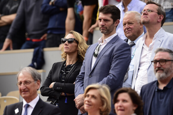 Aujourd'hui, il est adjoint au sport et aux Jeux olympiques et paralympiques 2024 à la mairie de Paris

Laurie Delhostal et son compagnon Pierre Rabadan - People dans les tribunes lors de la finale messieurs des internationaux de France de tennis de Roland Garros 2019 à Paris le 9 juin 2019. © JB Autissier/Panoramic/Bestimage