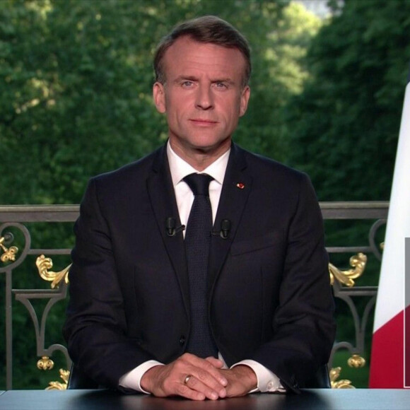 Après les résultats des élections européennes, Emmanuel Macron a décidé de dissoudre l'Assemblée nationale
Allocution télévisée d'Emmanuel Macron