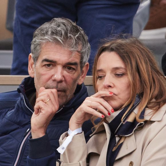 Xavier de Moulins et sa femme Anaïs Bouton - Célébrités dans les tribunes des Internationaux de France de tennis de Roland Garros 2024 à Paris le 26 mai 2024. © Moreau-Jacovides/Bestimage