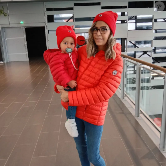 Elle s'affiche ultra amincie.
Lydia, qui avait participé à "4 mariages pour une lune de miel", est maman et apparaît métamorphosée.