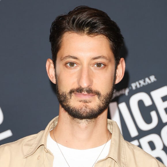 Avec ses parents et ses deux soeurs, Pierre Niney a grandi dans le quatorzième arrondissement de Paris
Pierre Niney à l'avant-première du film "Vice-versa 2" au cinéma Le Grand Rex à Paris le 16 juin 2024