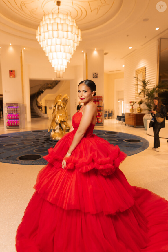 Exclusif - L'influenceuse Poupette Kenza (Kenza Benchri) à l'hôtel "Martinez" lors du 76ème Festival International du Film de Cannes, France, le 19 mai 2023. © Da Silva-Perusseau/Bestimage 