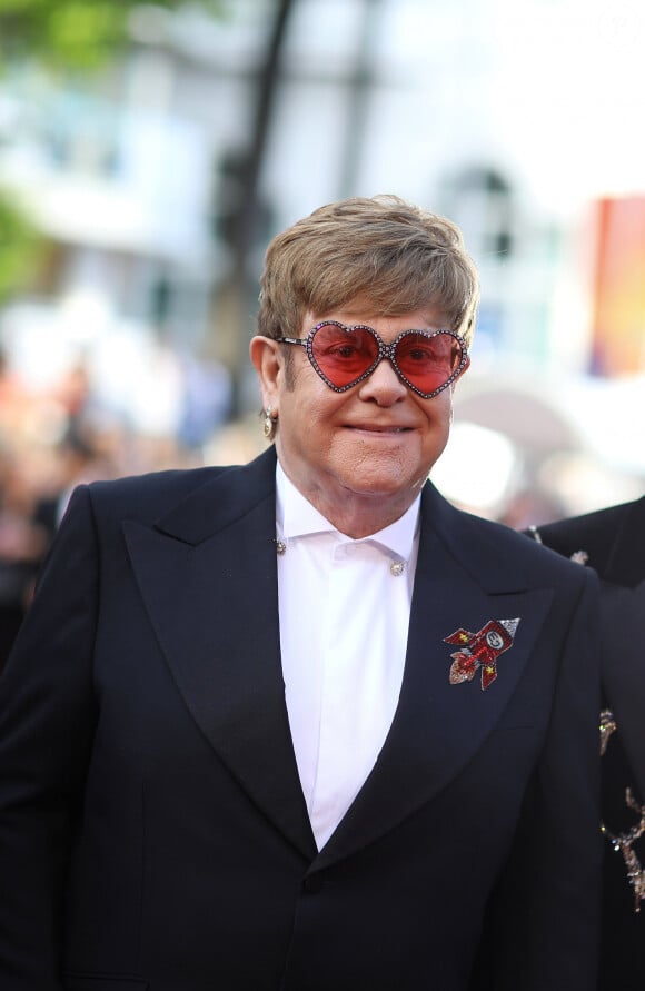 Elton john lunettes hotsell