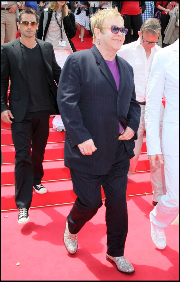 Exclusif - Elton John au Festival International du Film de Cannes.