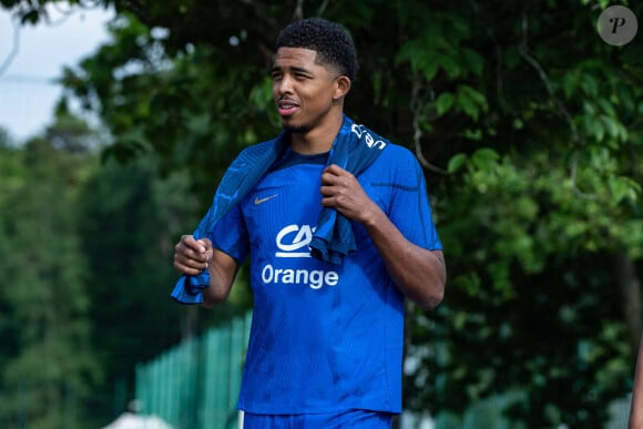 "Le football en 2024 : racisme décomplexé", a réagi Wesley Fofana

Wesley Fofana - L'équipe de France de football s'entraine à Clairefontaine avant son match de qualification pour l'Euro 2024, le 12 juin 2023. la France affrontera Gibraltar ce vendredi 16 juin à 20h45 au Stade de l'Algarve à Faro-Loulé au Portugal.