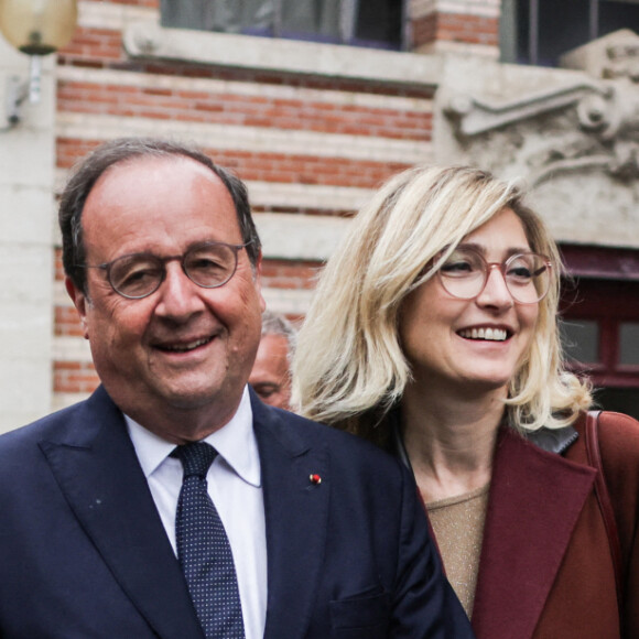 L'ancien président français François Hollande et son épouse Julie Gayet quittent un bureau de vote au premier tour des élections législatives à Tulle, le 30 juin 2024. Thibaud Moritz/ABACAPRESS.COM