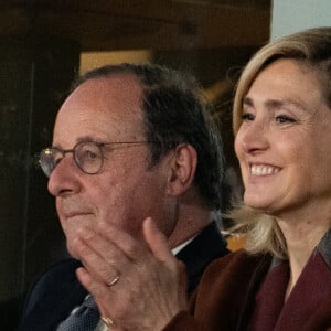 François Hollande et Julie Gayet assistent aux Internationaux de France 2024 à Roland Garros le 4 juin 2024. Laurent Zabulon/ABACAPRESS.COM