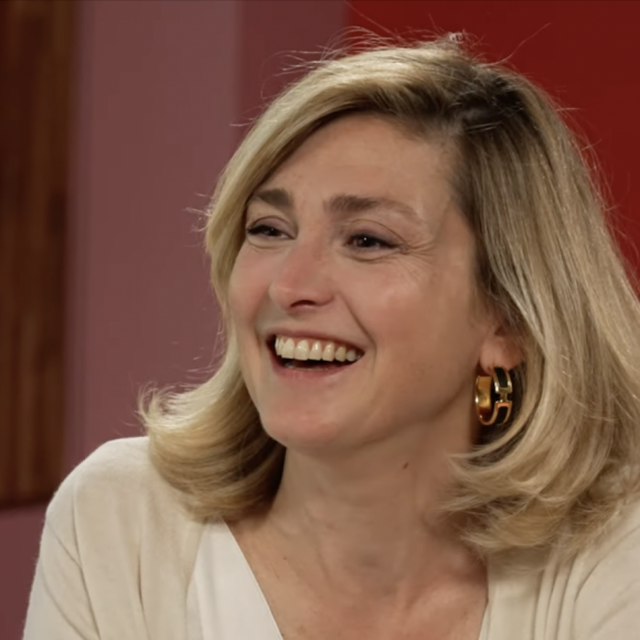 En fin d'interview, l'actrice a été surprise par de tendres mots que lui a adressés son époux...