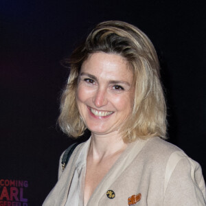 Julie Gayet assiste à la première de "Becoming Karl Lagerfeld" au cinéma Grand Rex à Paris, le 28 mai 2024. Aurore Maréchal/ABACAPRESS.COM