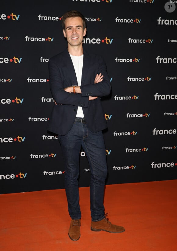 Pour rappel, Jean-Baptiste Marteau est devenu père en 2019 aux côtés de son mari Bruno Loup, un célèbre producteur d'émissions de divertissements
Jean-Baptiste Marteau au photocall pour la conférence de presse de rentrée de France TV à la Grande Halle de la Villette à Paris, France, le 11 juillet 2023. © Coadic Guirec/Bestimage