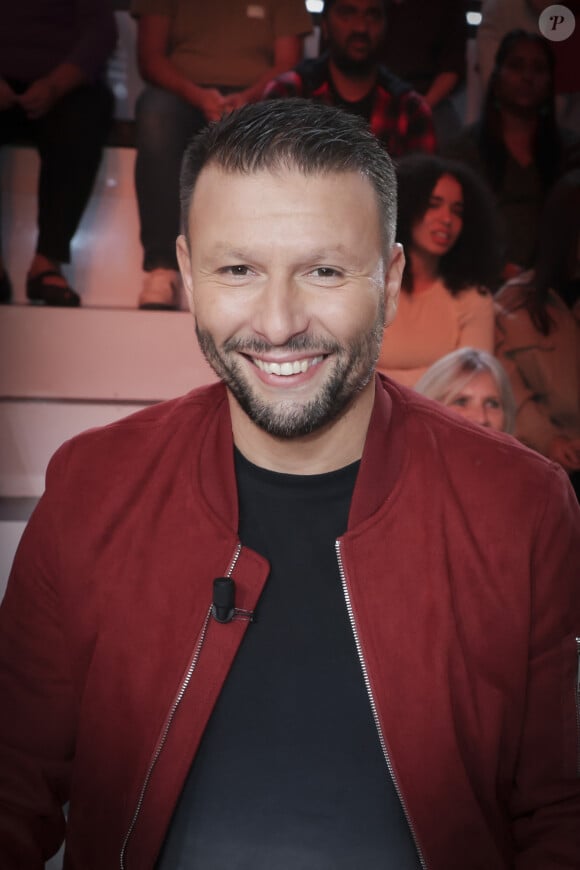 Exclusif - Raymond Aabou - Sur le plateau de l'émission TPMP (Touche Pas à Mon Poste) présentée en direct par C.Hanouna et diffusée sur C8 - Paris le 20/09/2022 - © Jack Tribeca / Bestimage 