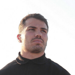 Exclusif - Rencontre avec le joueur de rugby Antoine Dupont à la Tour Eiffel à Paris. Le 14 juillet 2024 © Jonathan Rebboah / Panoramic / Bestimage 