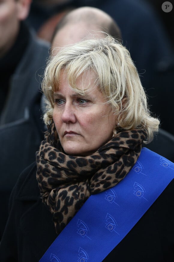 Une information dévoilée par "Public" et confirmée par le site actu.fr
Nadine Morano - Les dirigeants politiques mondiaux, les membres de l'équipe de Charlie Hebdo et les famillies des victimes défilent à la marche républicaine pour Charlie Hebdo à Paris, suite aux attentats terroristes survenus à Paris les 7, 8 et 9 janvier. Paris, le 11 janvier 2015 