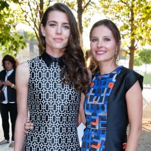 A savoir Charlotte Casiraghi
Charlotte Casiraghi et Virginie Ledoyen - Lancement de la collection "Montblanc Bohème Moongarden" à l'Orangerie Ephémère du jardin des Tuileries, place de la Concorde à Paris, le 9 juillet 2015.