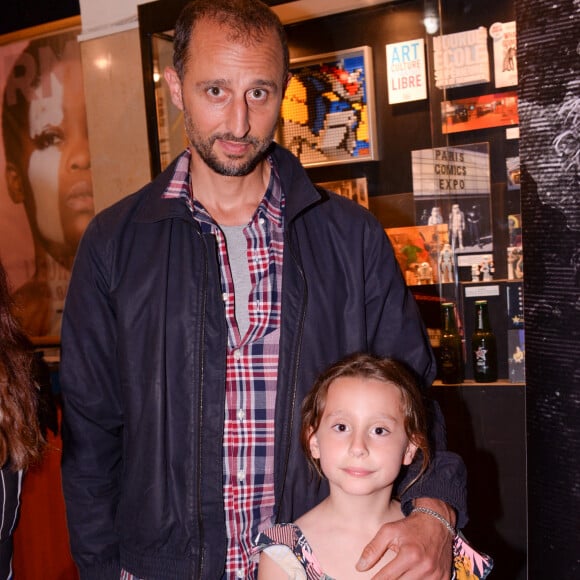 Exclusif - Arié Elmaleh et sa fille Amalia lors de la première du spectacle Lost in Buenos Aires à l'Européen à Paris le 28 juin 2021. © Rachid Bellak / Bestimage 