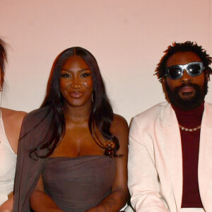 Tina Kunakey, Adèle Exarchopoulos, Aya Nakamura, Damso et SCH - Photocall en front row du défilé "Le Raphia" de la maison Jacquemus au Bourget le 12 décembre 2022