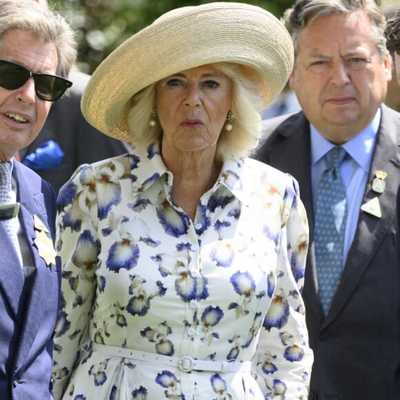 La reine consort d'Angleterre, Camilla Parker Bowles lors du QIPCO King George Day à Ascot