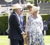 Depuis leur divorce, les deux ex ont gardé de bonnes relations
La reine consort d'Angleterre, Camilla Parker Bowles et son ex mari Andrew Parker Bowles lors du QIPCO King George Day à Ascot