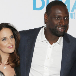 Mélissa Theuriau, Hélène Sy, Omar Sy et Jamel Debbouze lors de l'avant-première du film "Demain tout commence" au Grand Rex à Paris le 28 novembre 2016.