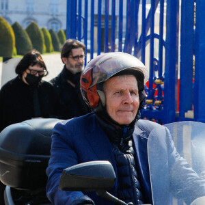 Patrick Poivre d'Arvor - Sorties de l'hommage funèbre à Jacques Perrin aux Invalides à Paris, France, le 29 avril 2022. © Christophe Clovis/Bestimage