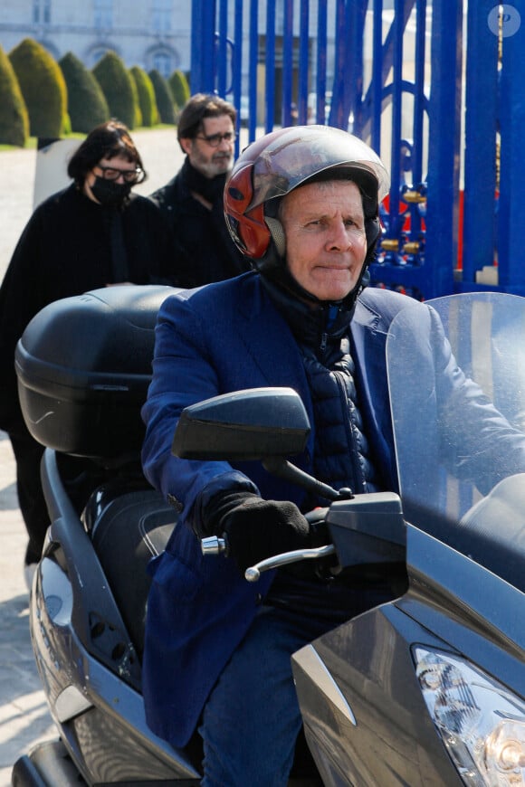 Patrick Poivre d'Arvor - Sorties de l'hommage funèbre à Jacques Perrin aux Invalides à Paris, France, le 29 avril 2022. © Christophe Clovis/Bestimage