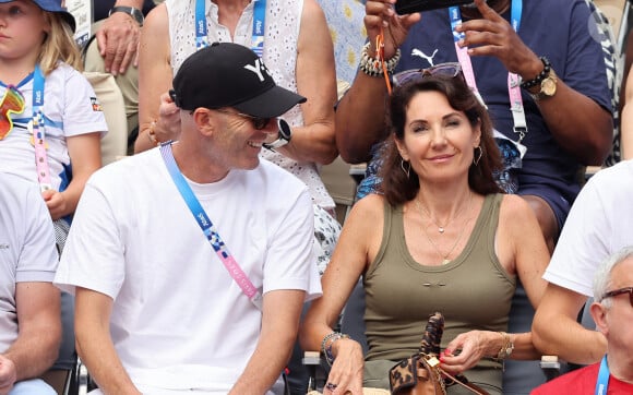 Zinedine Zidane avec sa femme Véronique assistent à la victoire de Rafael Nadal et Carlos Alcaraz face à T. Griekspoor et W. Koolhof lors des Jeux Olympiques de Paris2024 (JO) le 30 juillet 2024. © Jacovides-Perusseau/Bestimage 