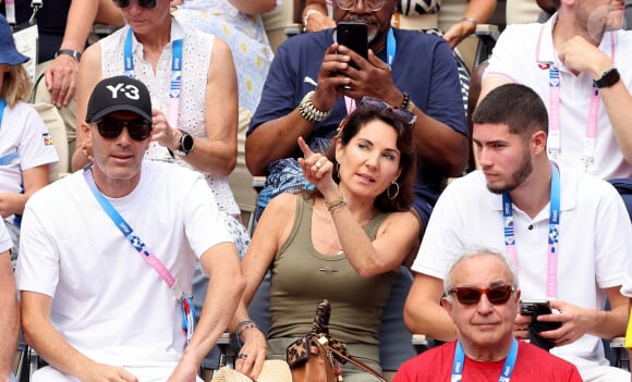 Zinedine Zidane avec sa femme Véronique et leur fils Théo assistent à la victoire de Rafael Nadal et Carlos Alcaraz face à T. Griekspoor et W. Koolhof lors des Jeux Olympiques de Paris2024 (JO) le 30 juillet 2024. © Jacovides-Perusseau/Bestimage 