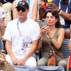 Zinedine Zidane avec sa femme Véronique assistent à la victoire de Rafael Nadal et Carlos Alcaraz face à T. Griekspoor et W. Koolhof lors des Jeux Olympiques de Paris2024 (JO) le 30 juillet 2024. © Jacovides-Perusseau/Bestimage 