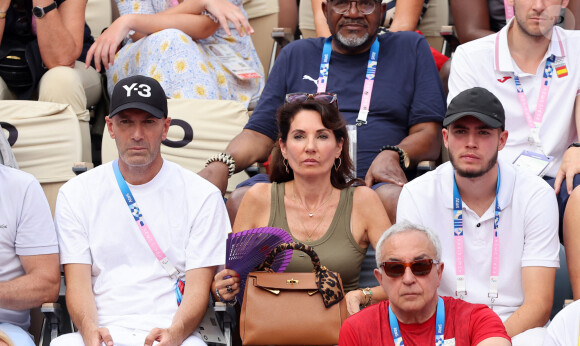 Zinedine Zidane avec sa femme Véronique et leur fils Théo assistent à la victoire de Rafael Nadal et Carlos Alcaraz face à T. Griekspoor et W. Koolhof lors des Jeux Olympiques de Paris2024 (JO) le 30 juillet 2024. © Jacovides-Perusseau/Bestimage 