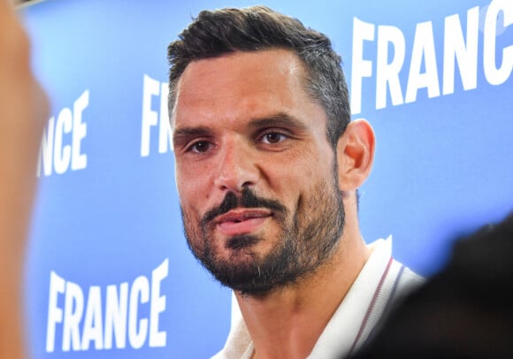 Florent Manaudou en conférence de presse de l'équipe de France de Natation au Club France porte de la Villette pour les Jeux Olympiques (JO) de Paris 2024, à Paris, France, le 25 juillet 2024. © Alexandre Fay/PixPlanete/Bestimage