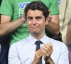 Gabriel Attal retrouve le sourire auprès d'une célèbre ministre !
Gabriel Attal - Les célébrités assistent à la victoire du français Félix Lebrun en quart de finale des épreuves de tennis de table lors des Jeux Olympiques de Paris  à l'Arena Paris Sud, à Paris. © Jacovides-Perusseau/Bestimage 