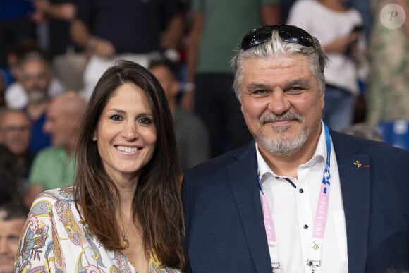 David Douillet et sa femme Vanessa Carrara assistent aux épreuves de judo lors des Jeux Olympiques de Paris 2024 (JO) au Arena Champs de Mars à Paris, France, le 2 août 2024. © Jacovides-Perusseau/Bestimage 