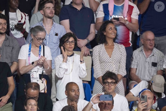 Delphine Ernotte, Rachida Dati, Leïla Kaddour, son compagnon Pierre Guénard et Thierry Omeyer assistent aux épreuves de judo lors des Jeux Olympiques de Paris 2024 (JO) au Arena Champs de Mars à Paris, France, le 2 août 2024. © Jacovides-Perusseau/Bestimage 