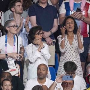 Delphine Ernotte, Rachida Dati, Leïla Kaddour, son compagnon Pierre Guénard et Thierry Omeyer assistent aux épreuves de judo lors des Jeux Olympiques de Paris 2024 (JO) au Arena Champs de Mars à Paris, France, le 2 août 2024. © Jacovides-Perusseau/Bestimage 