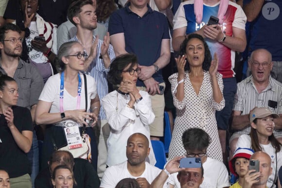 Delphine Ernotte, Rachida Dati, Leïla Kaddour, son compagnon Pierre Guénard et Thierry Omeyer assistent aux épreuves de judo lors des Jeux Olympiques de Paris 2024 (JO) au Arena Champs de Mars à Paris, France, le 2 août 2024. © Jacovides-Perusseau/Bestimage 